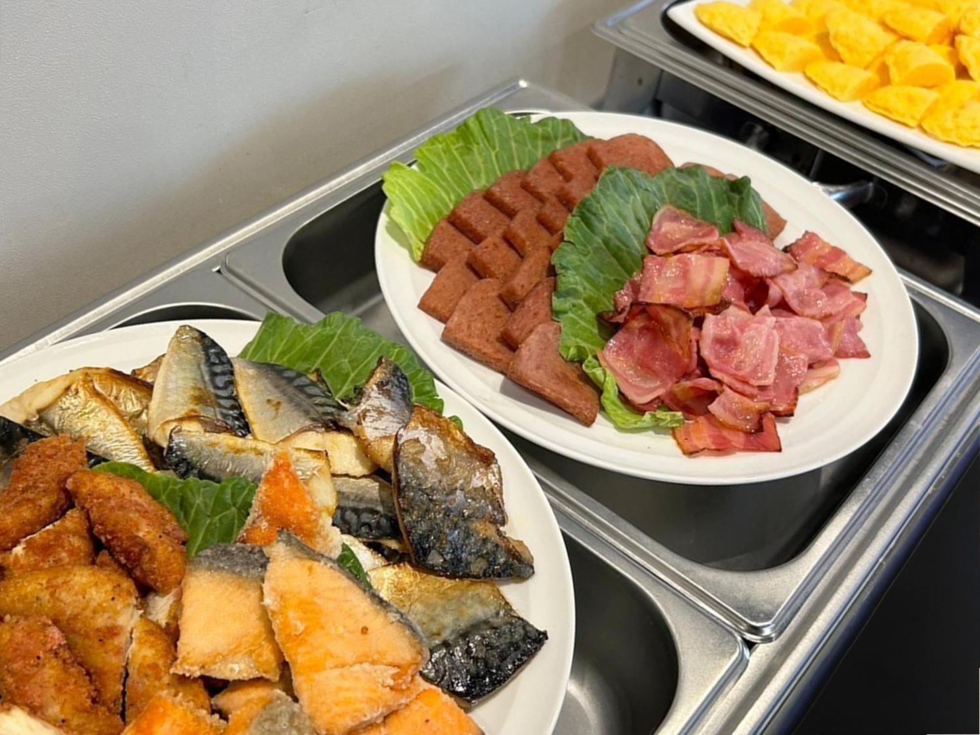 Green Rich Hotel & Capsule Naha - Artificial Hot Spring Futamata Yunohana Esterno foto