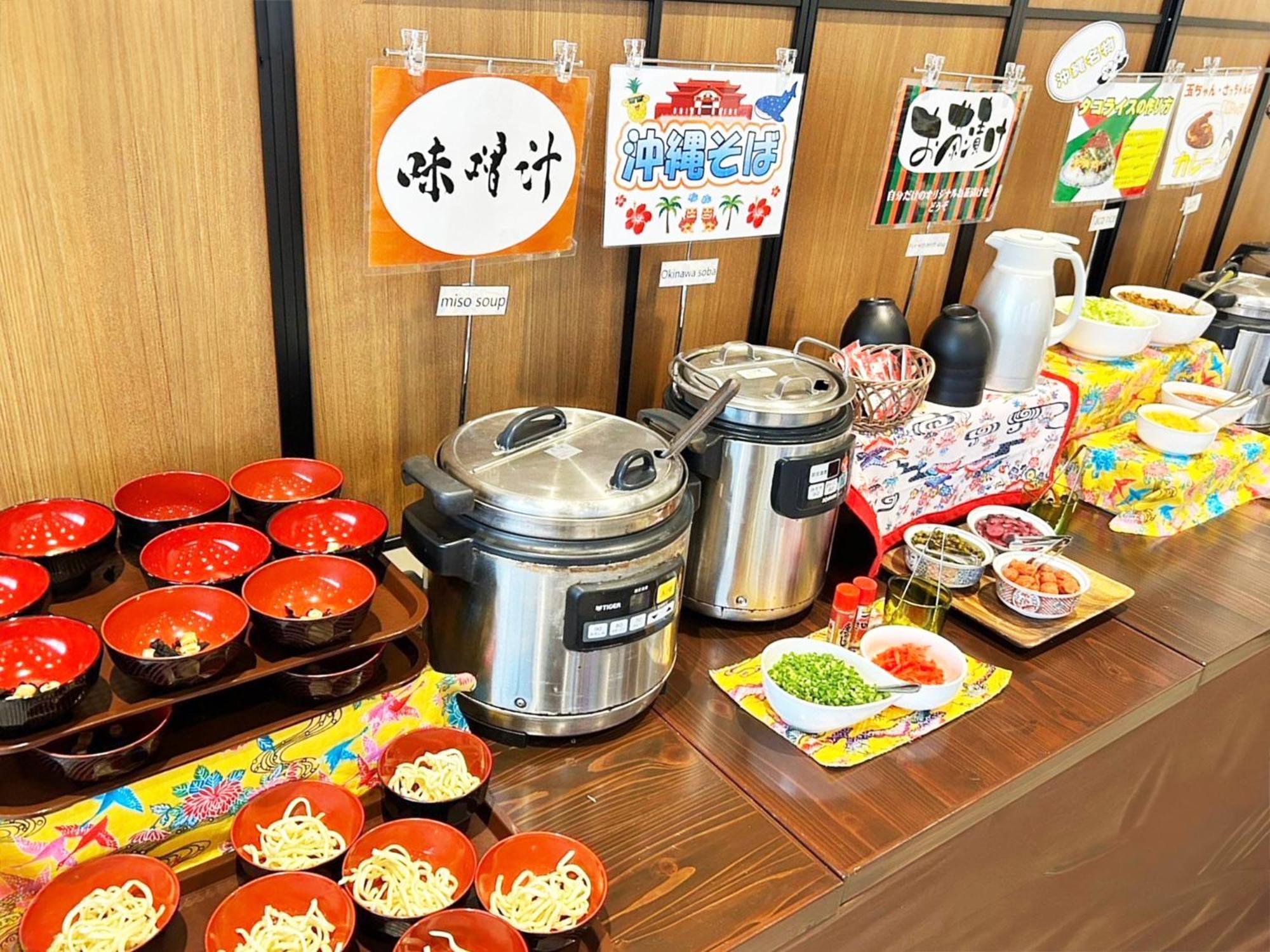 Green Rich Hotel & Capsule Naha - Artificial Hot Spring Futamata Yunohana Esterno foto